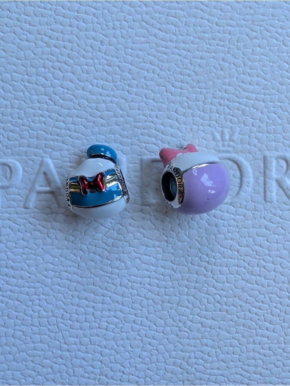 Silver Charm pandora Disney Pandora Disney parks bead charm daisy Donald